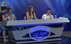 Chết cười với màn 'tra tấn' BGK của thí sinh Vietnam Idol 2013